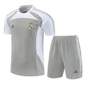 2025–2026 Real Madrid kit de treinamento